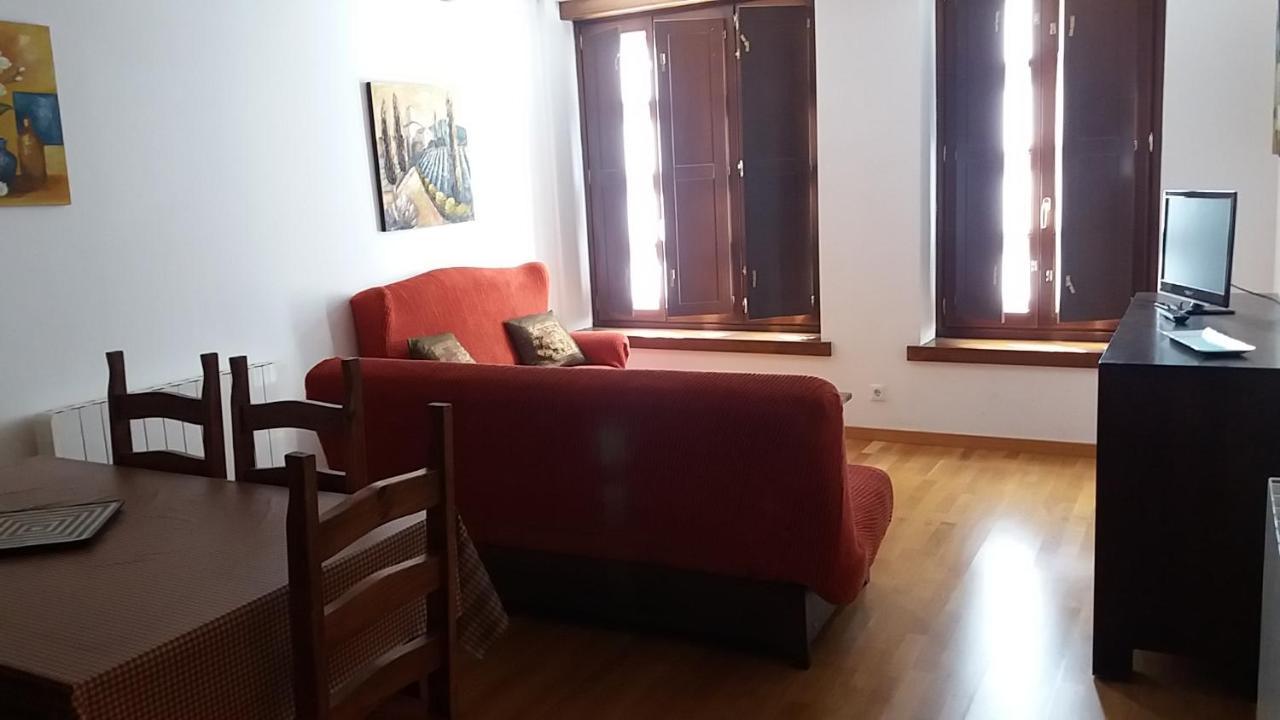 Apartaments Morello 에스테리 다네우 외부 사진